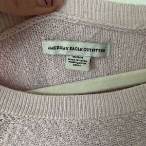 American Eagle lilac sweater size Medium